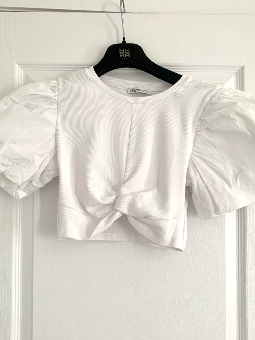 Zara White Puff-Sleeve Knot Front Crop Top